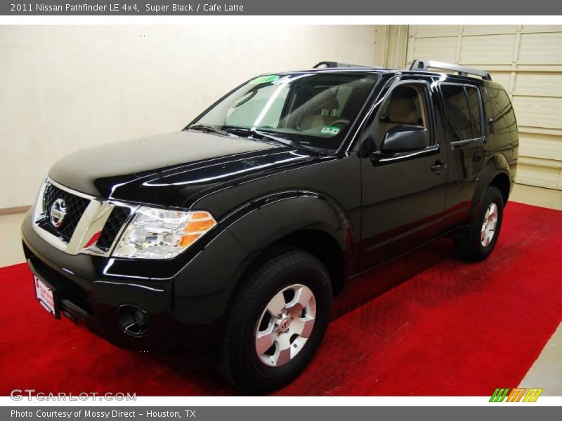 Super Black / Cafe Latte 2011 Nissan Pathfinder LE 4x4
