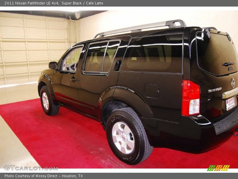 Super Black / Cafe Latte 2011 Nissan Pathfinder LE 4x4