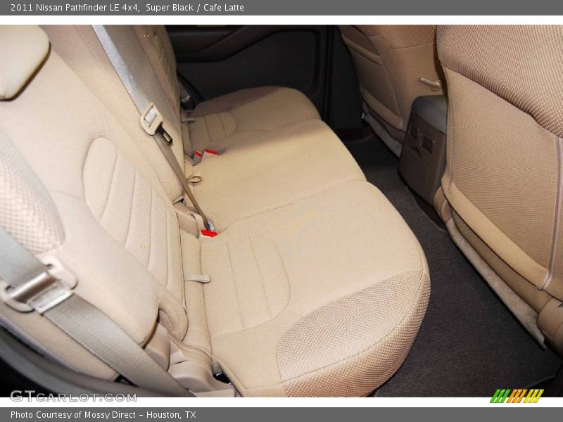 Super Black / Cafe Latte 2011 Nissan Pathfinder LE 4x4