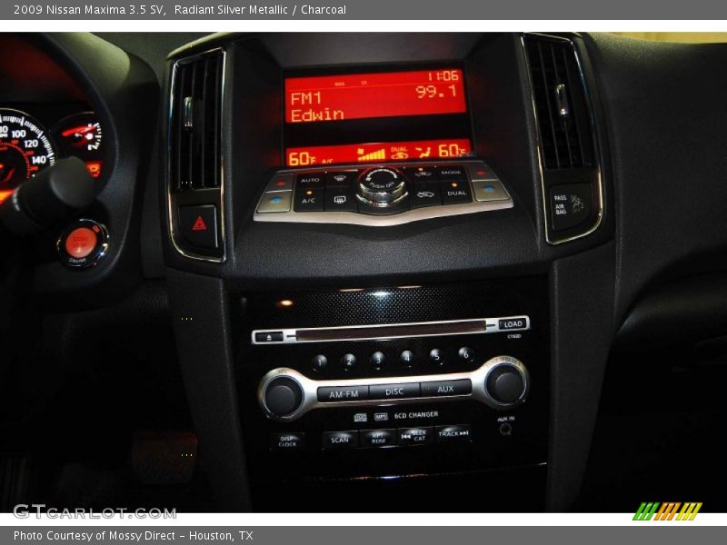 Radiant Silver Metallic / Charcoal 2009 Nissan Maxima 3.5 SV