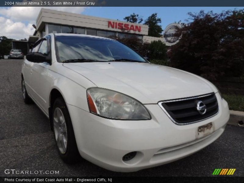 Satin White / Frost Gray 2004 Nissan Altima 2.5 S