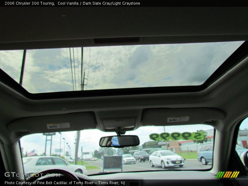 Cool Vanilla / Dark Slate Gray/Light Graystone 2006 Chrysler 300 Touring