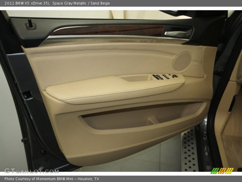 Space Gray Metallic / Sand Beige 2011 BMW X5 xDrive 35i