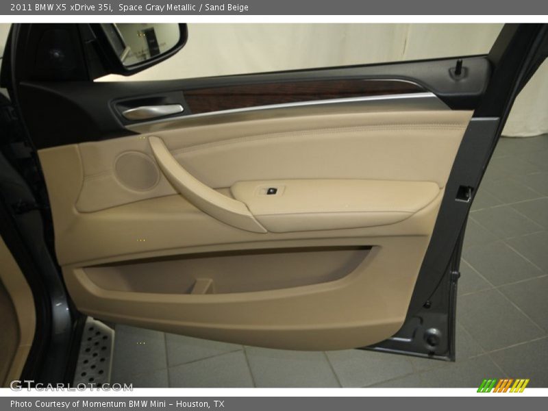 Space Gray Metallic / Sand Beige 2011 BMW X5 xDrive 35i