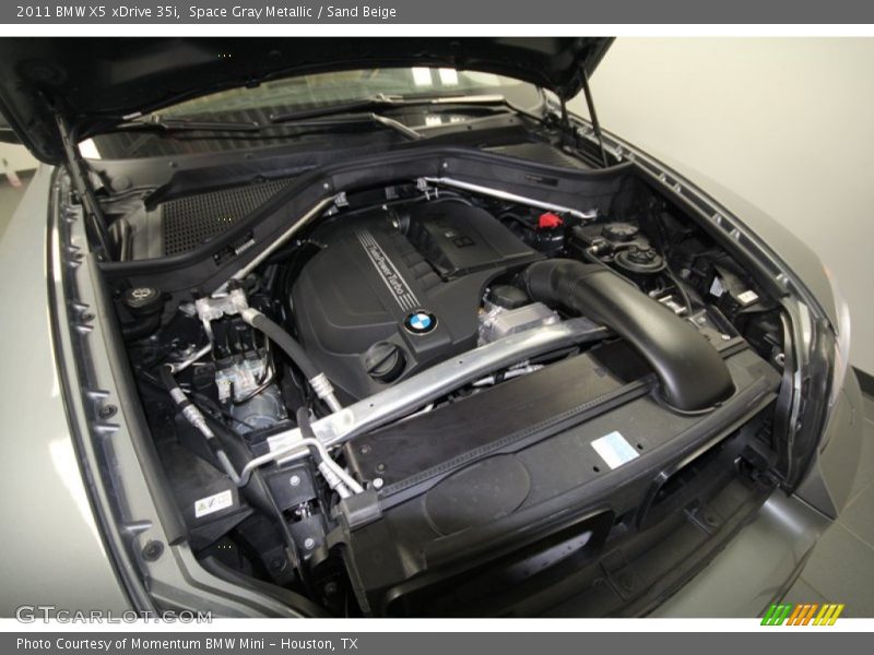 Space Gray Metallic / Sand Beige 2011 BMW X5 xDrive 35i