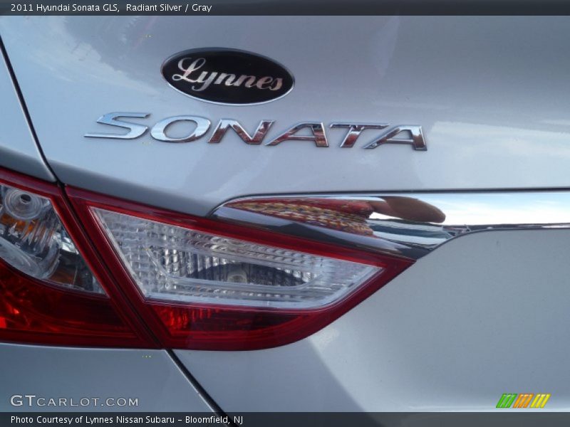 Radiant Silver / Gray 2011 Hyundai Sonata GLS