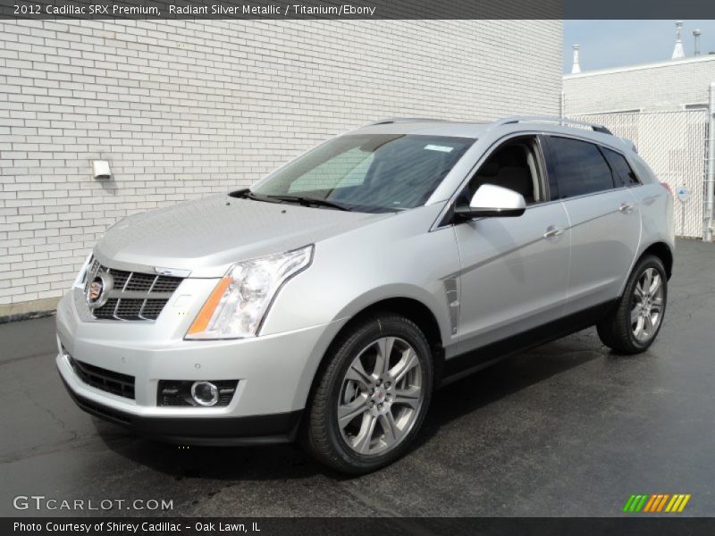 Front 3/4 View of 2012 SRX Premium