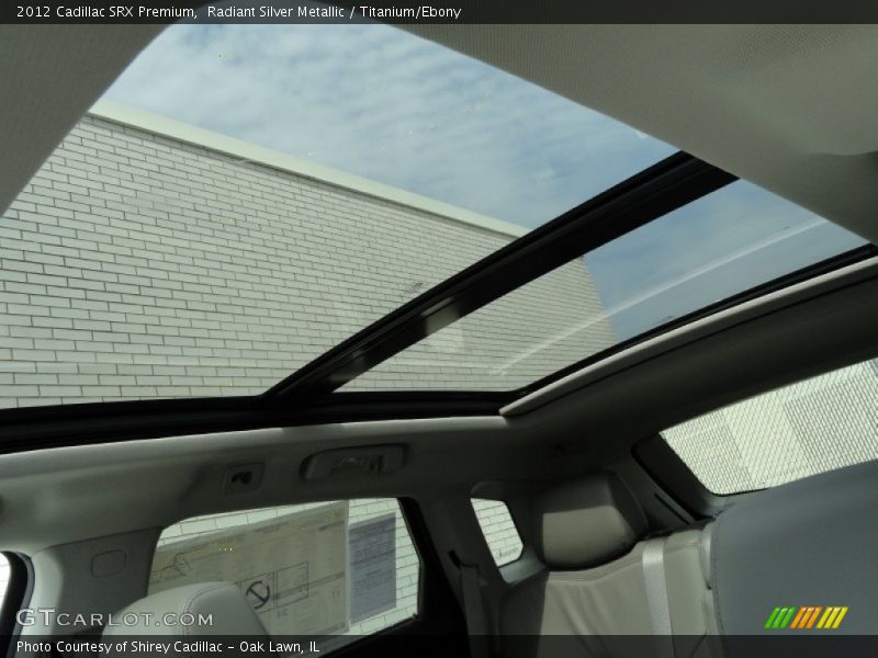 Sunroof of 2012 SRX Premium