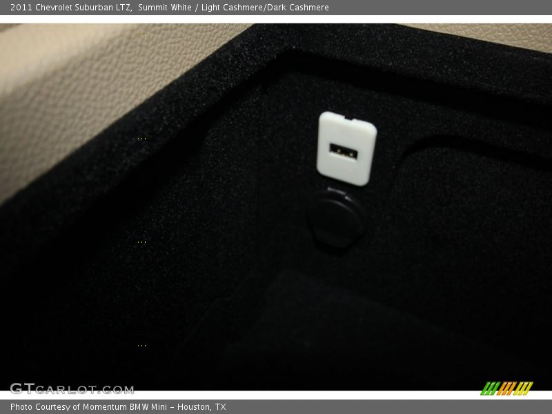 Summit White / Light Cashmere/Dark Cashmere 2011 Chevrolet Suburban LTZ
