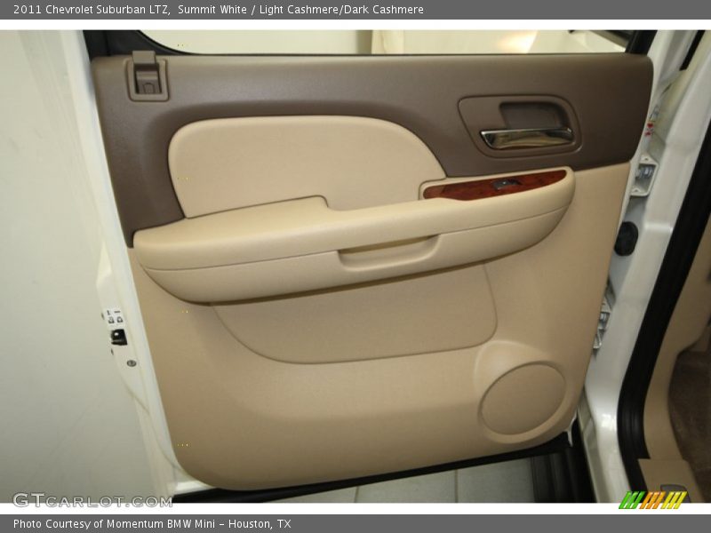 Summit White / Light Cashmere/Dark Cashmere 2011 Chevrolet Suburban LTZ