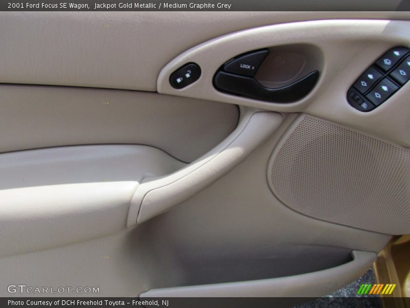Door Panel of 2001 Focus SE Wagon