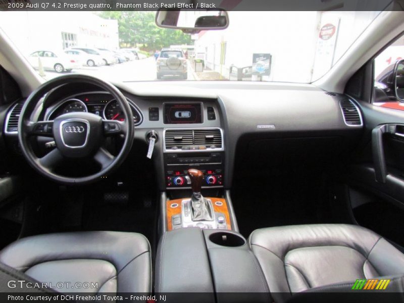 Phantom Black Pearl Effect / Black 2009 Audi Q7 4.2 Prestige quattro