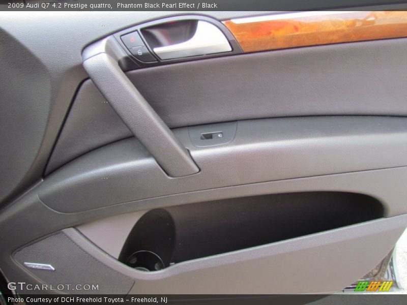 Phantom Black Pearl Effect / Black 2009 Audi Q7 4.2 Prestige quattro