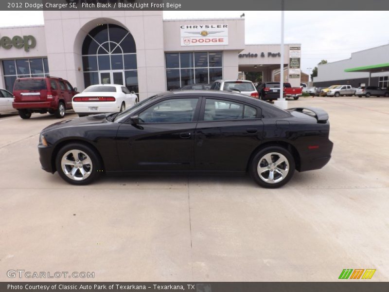 Pitch Black / Black/Light Frost Beige 2012 Dodge Charger SE