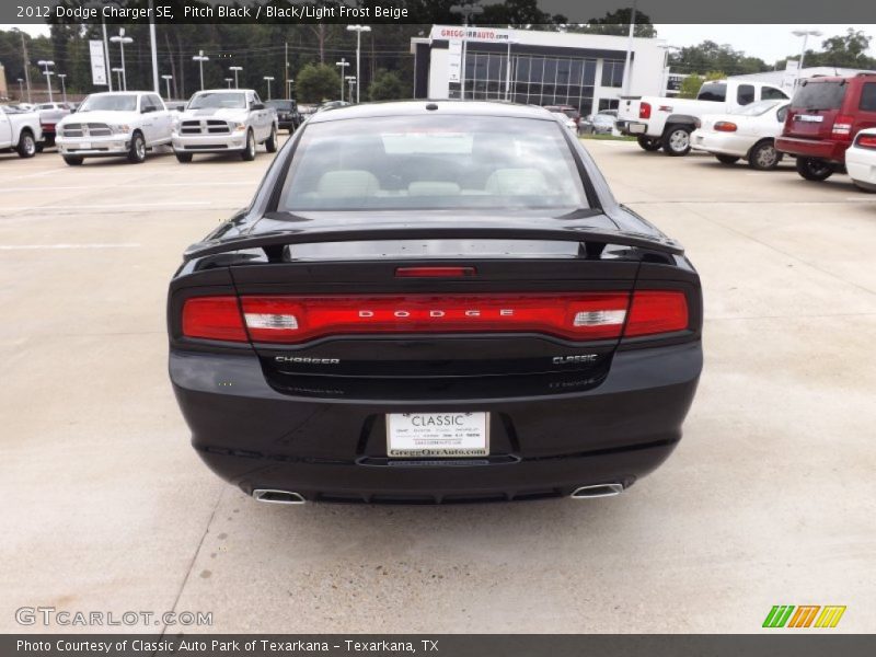 Pitch Black / Black/Light Frost Beige 2012 Dodge Charger SE