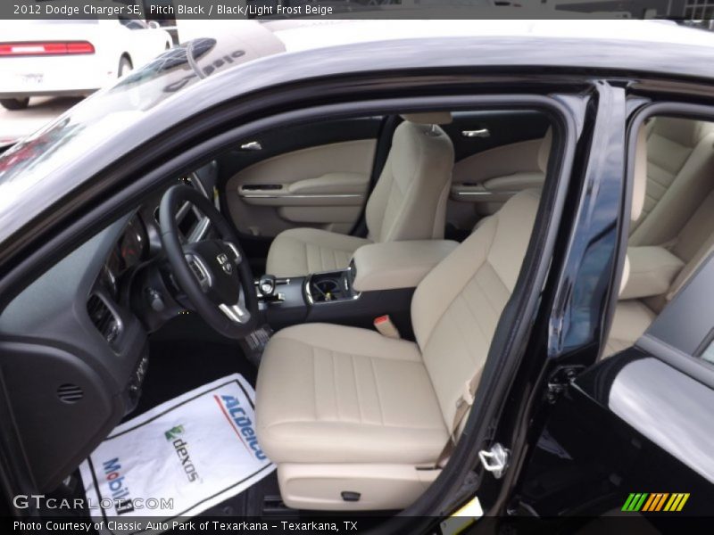 Pitch Black / Black/Light Frost Beige 2012 Dodge Charger SE