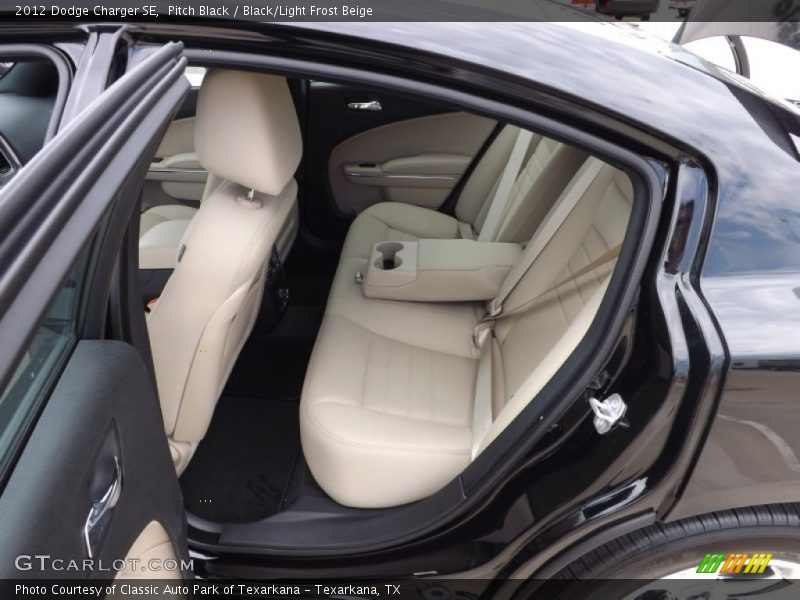 Pitch Black / Black/Light Frost Beige 2012 Dodge Charger SE