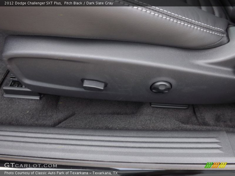 Pitch Black / Dark Slate Gray 2012 Dodge Challenger SXT Plus