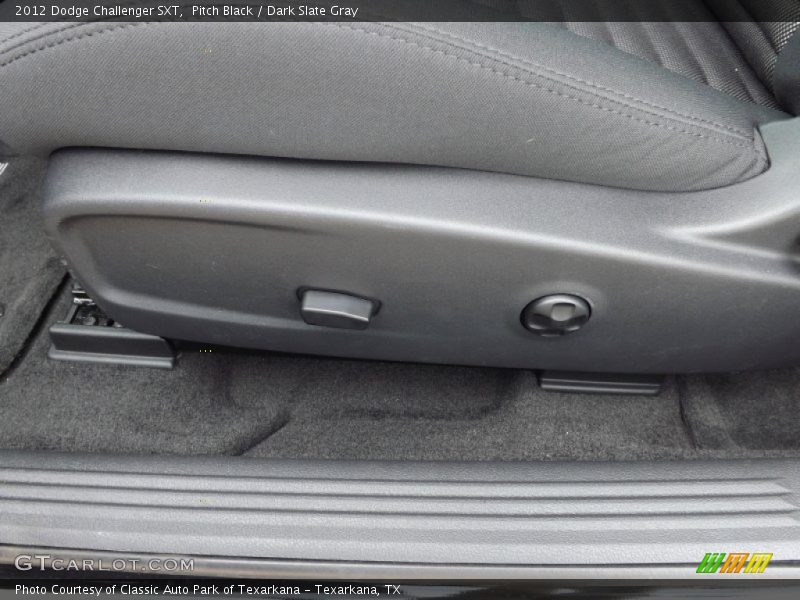 Pitch Black / Dark Slate Gray 2012 Dodge Challenger SXT