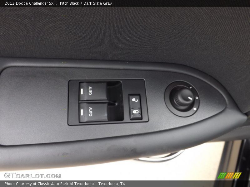 Pitch Black / Dark Slate Gray 2012 Dodge Challenger SXT