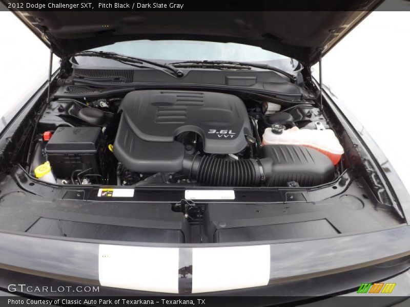 Pitch Black / Dark Slate Gray 2012 Dodge Challenger SXT
