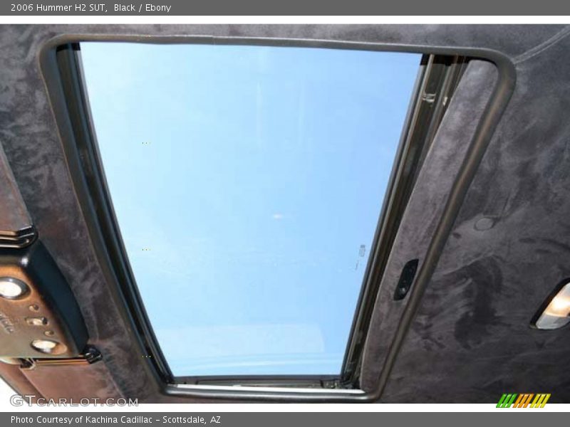 Sunroof of 2006 H2 SUT