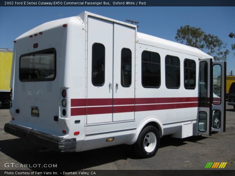 Oxford White / Red 2002 Ford E Series Cutaway E450 Commercial Passenger Bus