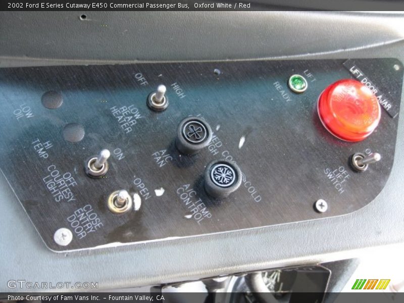 Oxford White / Red 2002 Ford E Series Cutaway E450 Commercial Passenger Bus