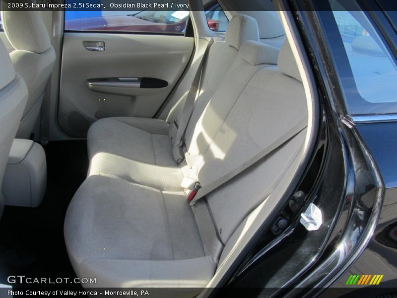 Obsidian Black Pearl / Ivory 2009 Subaru Impreza 2.5i Sedan