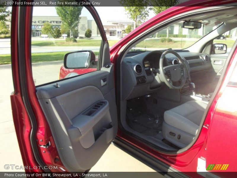 Red Fire Metallic / Shale Grey 2007 Ford Freestyle SEL