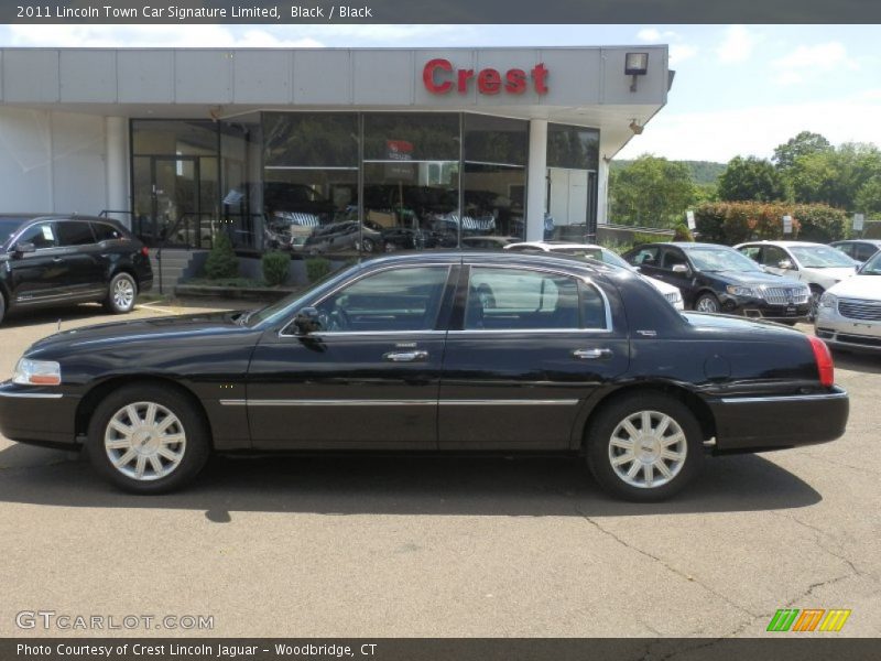 Black / Black 2011 Lincoln Town Car Signature Limited