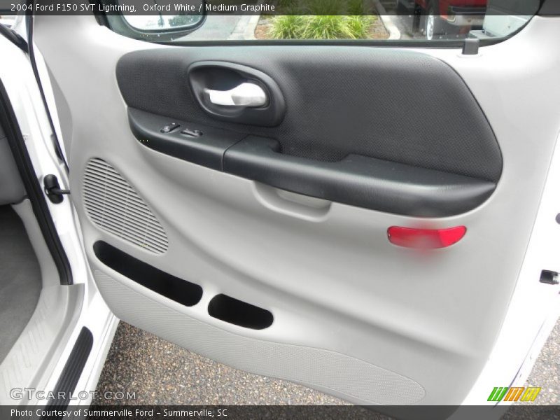 Door Panel of 2004 F150 SVT Lightning