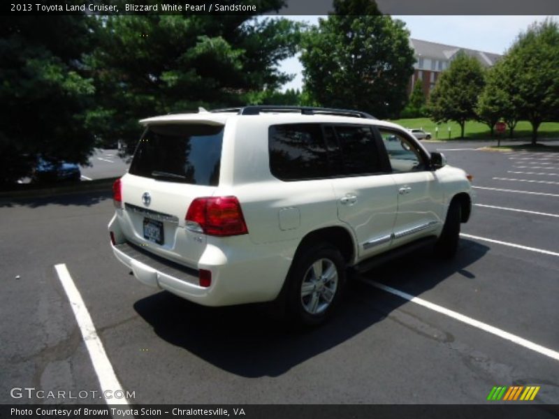 Blizzard White Pearl / Sandstone 2013 Toyota Land Cruiser