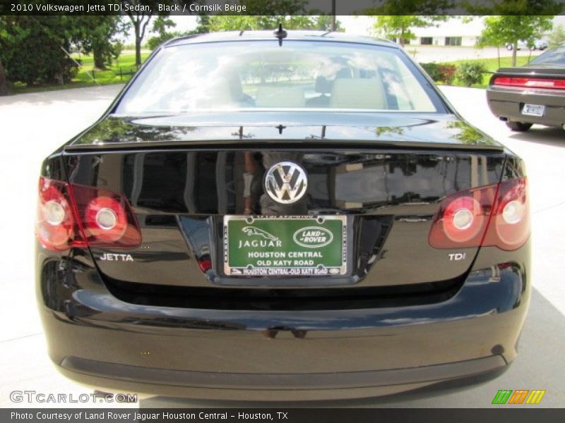 Black / Cornsilk Beige 2010 Volkswagen Jetta TDI Sedan