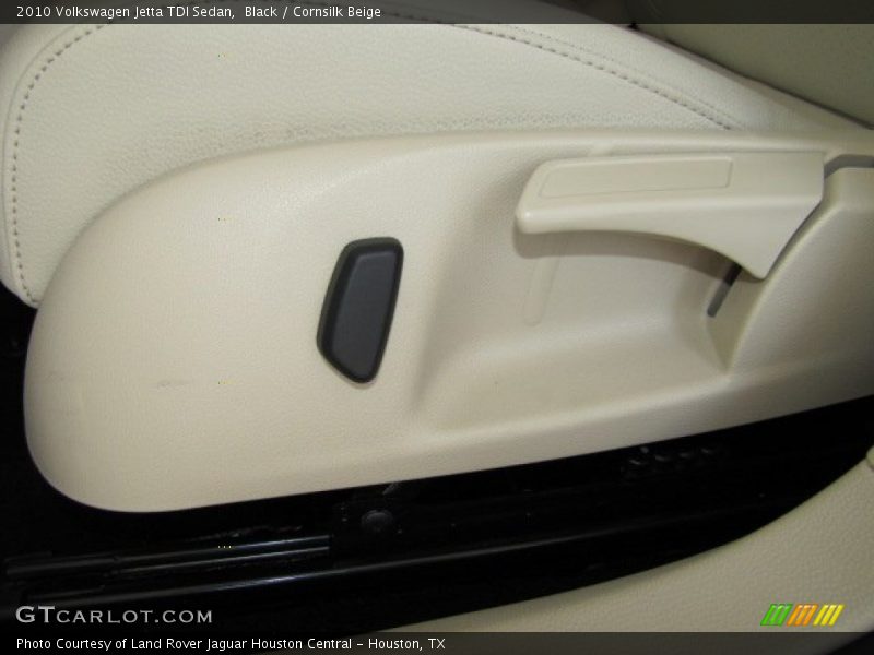 Black / Cornsilk Beige 2010 Volkswagen Jetta TDI Sedan