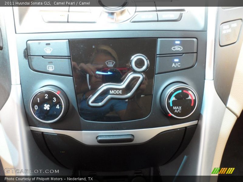Camel Pearl / Camel 2011 Hyundai Sonata GLS