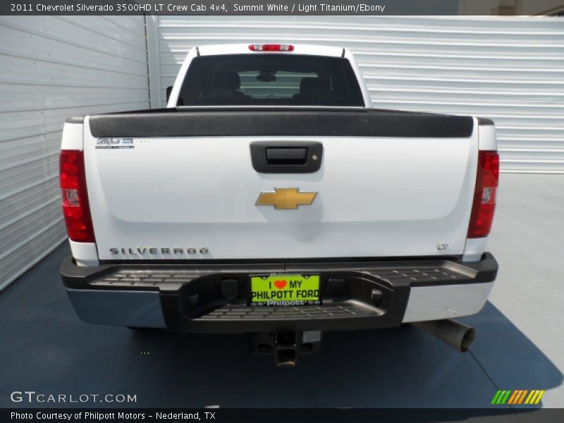 Summit White / Light Titanium/Ebony 2011 Chevrolet Silverado 3500HD LT Crew Cab 4x4
