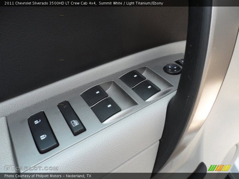 Summit White / Light Titanium/Ebony 2011 Chevrolet Silverado 3500HD LT Crew Cab 4x4