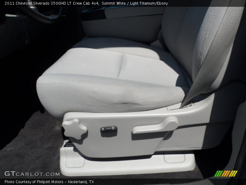 Summit White / Light Titanium/Ebony 2011 Chevrolet Silverado 3500HD LT Crew Cab 4x4