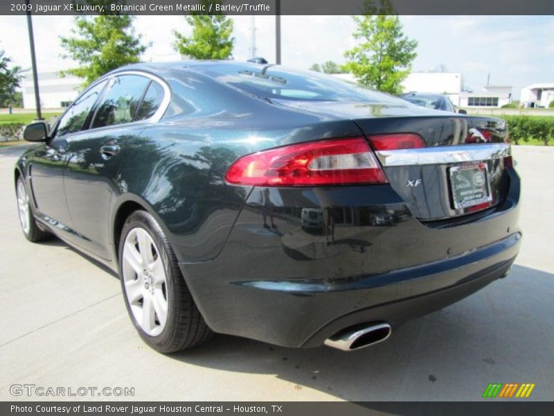 Botanical Green Metallic / Barley/Truffle 2009 Jaguar XF Luxury