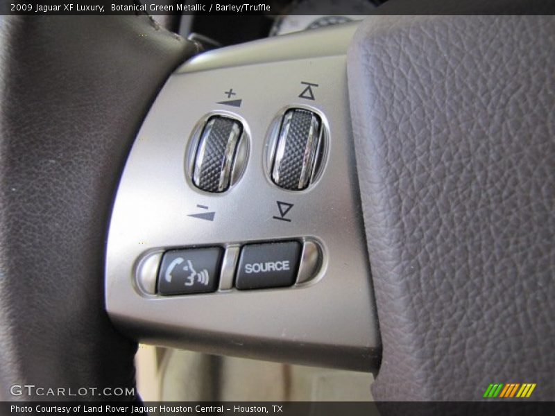 Botanical Green Metallic / Barley/Truffle 2009 Jaguar XF Luxury