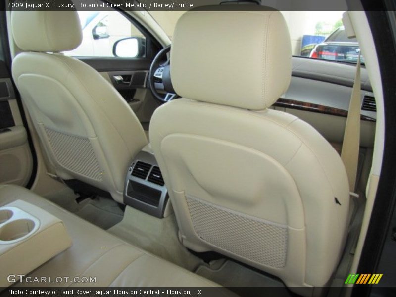 Botanical Green Metallic / Barley/Truffle 2009 Jaguar XF Luxury