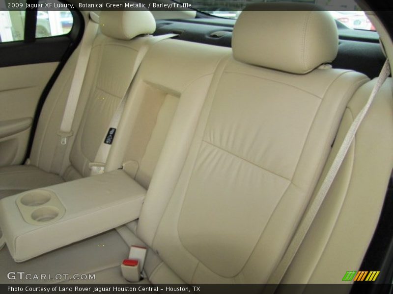 Botanical Green Metallic / Barley/Truffle 2009 Jaguar XF Luxury