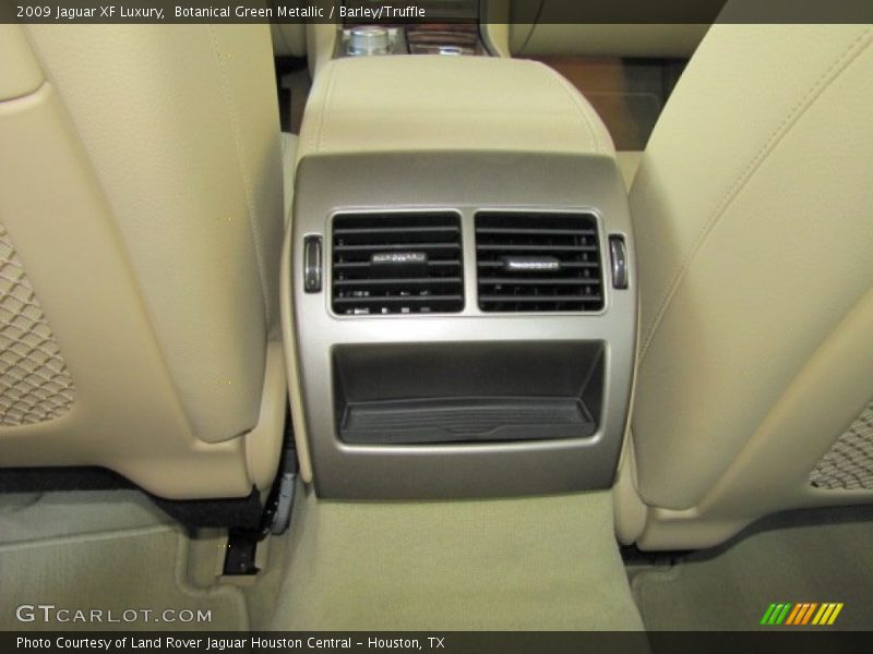 Botanical Green Metallic / Barley/Truffle 2009 Jaguar XF Luxury