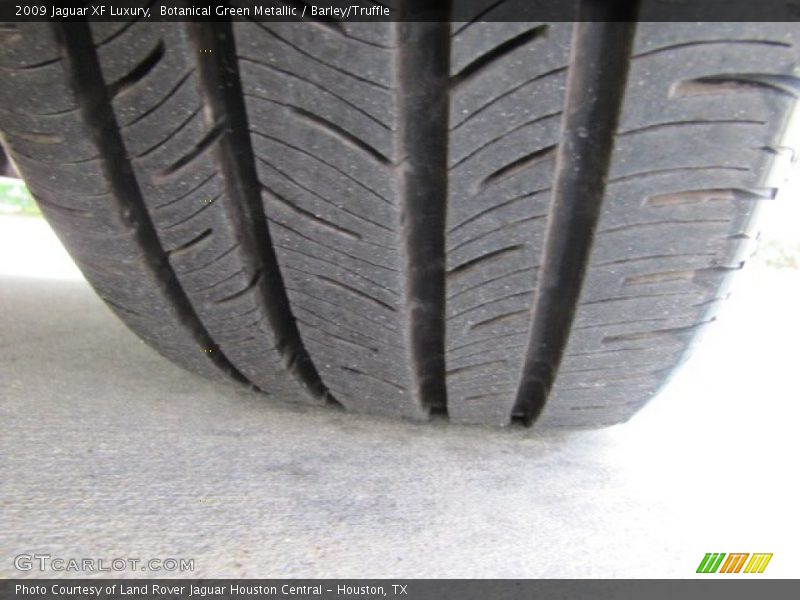 Botanical Green Metallic / Barley/Truffle 2009 Jaguar XF Luxury