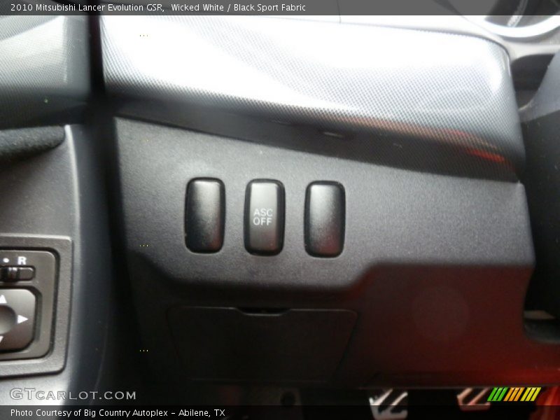Wicked White / Black Sport Fabric 2010 Mitsubishi Lancer Evolution GSR
