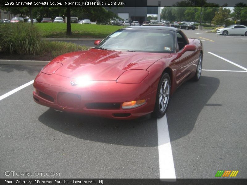 Magnetic Red Metallic / Light Oak 1999 Chevrolet Corvette Coupe