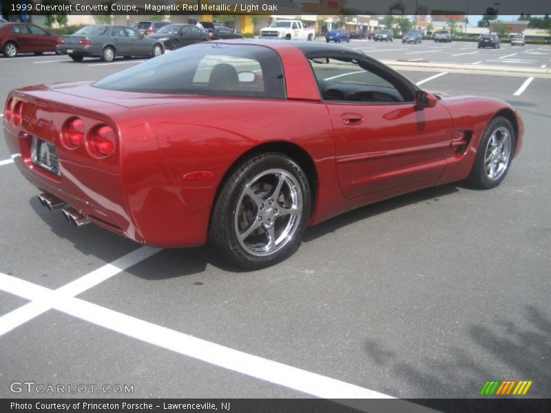 Magnetic Red Metallic / Light Oak 1999 Chevrolet Corvette Coupe
