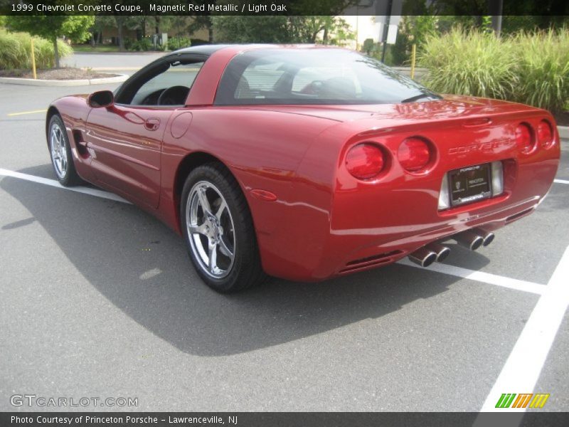 Magnetic Red Metallic / Light Oak 1999 Chevrolet Corvette Coupe