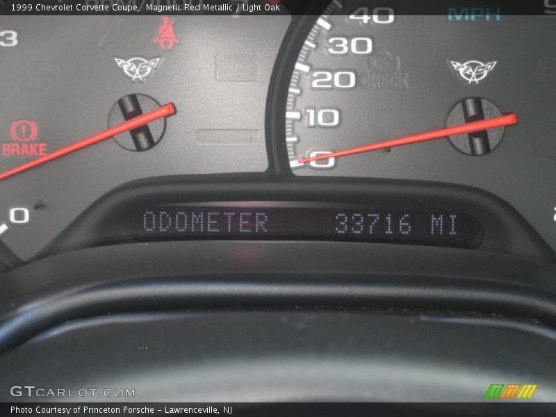Magnetic Red Metallic / Light Oak 1999 Chevrolet Corvette Coupe